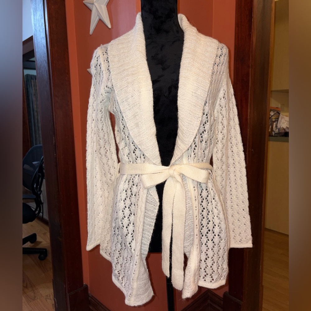 NWT-Apt.9 Elegant Cream Open-Knit Women's Sweater